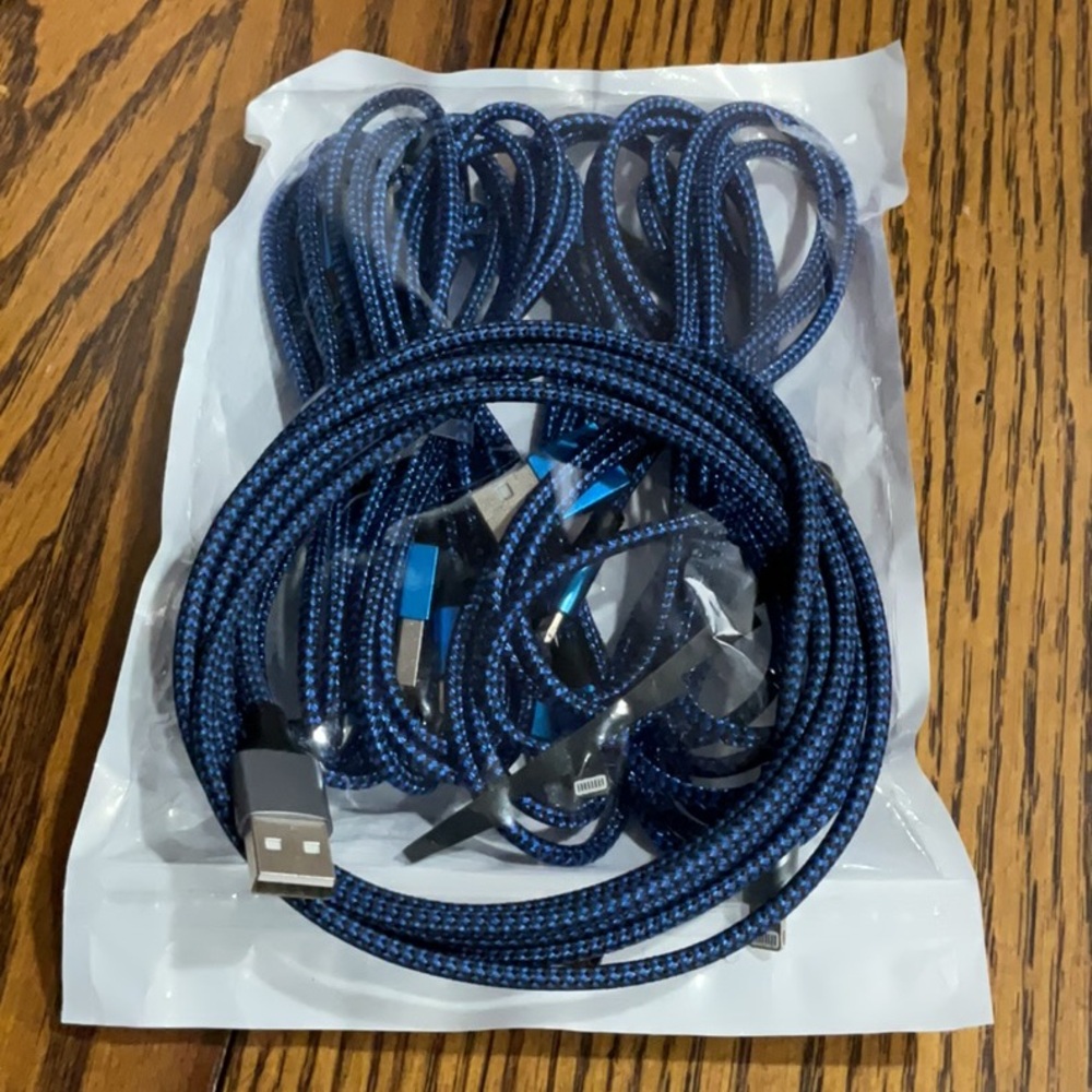 5 blue USB to Lightning cables: 2 x 3’, 2 x 6’ & 1 x 9’ cords + bonus 6’ cord